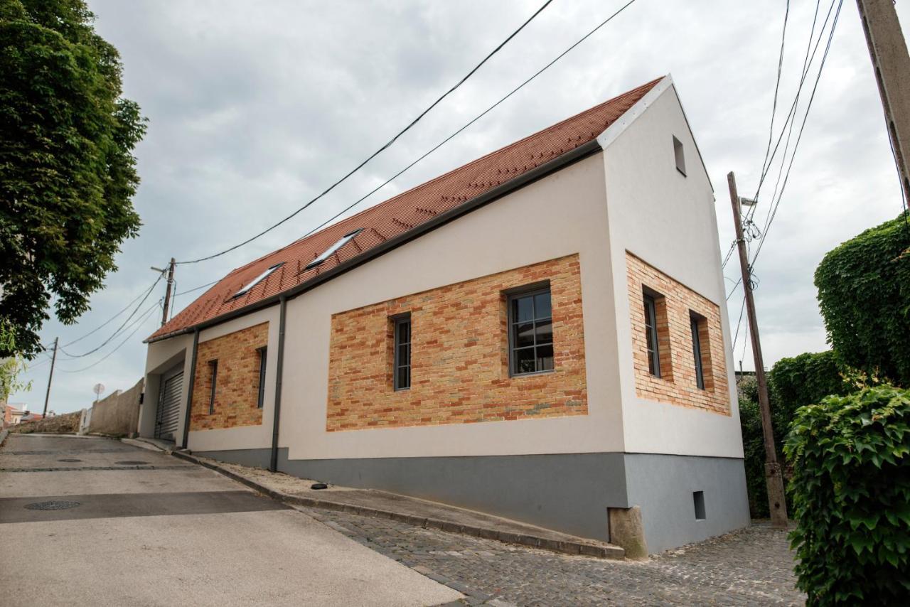 Loftlakasom**** Veszprem